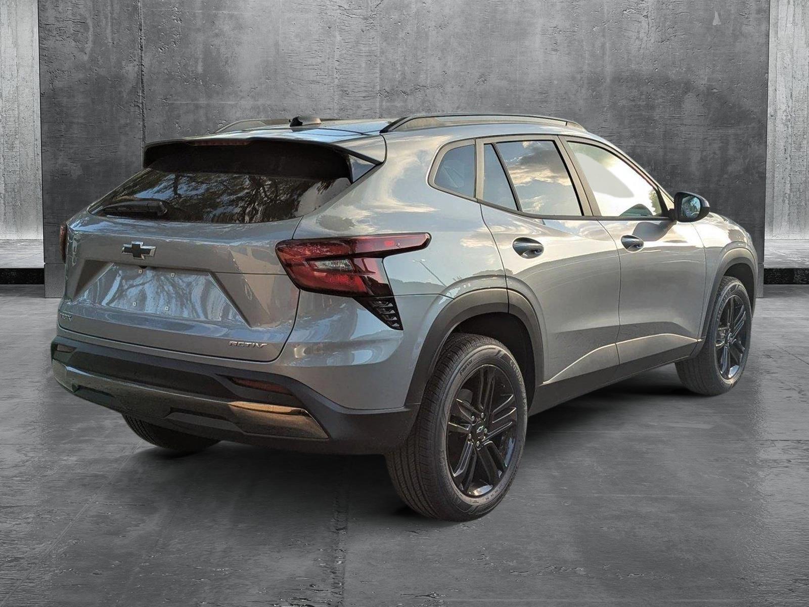 2025 Chevrolet Trax Vehicle Photo in GREENACRES, FL 33463-3207