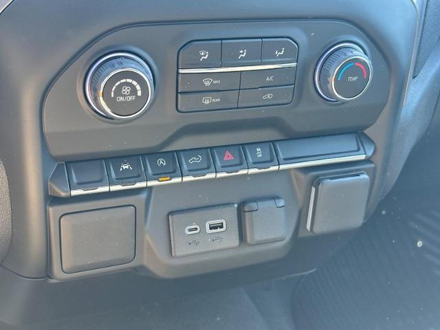2025 Chevrolet Silverado 1500 Vehicle Photo in COLUMBIA, MO 65203-3903