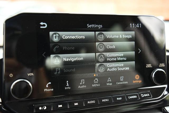 2025 Nissan Pathfinder Vehicle Photo in Ballwin, MO 63011