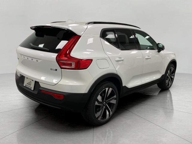 2025 Volvo XC40 Vehicle Photo in Appleton, WI 54913