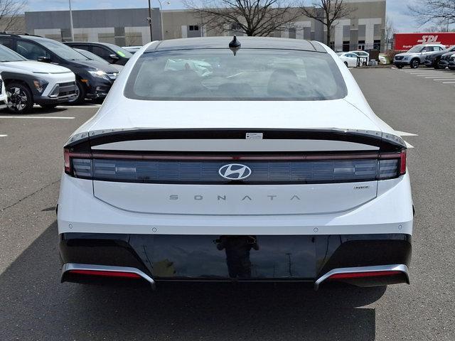 2025 Hyundai SONATA Hybrid Vehicle Photo in Harrisburg, PA 17111