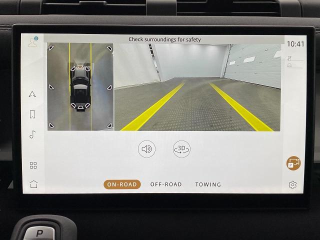 2025 Defender Vehicle Photo in Appleton, WI 54913