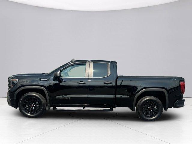 2023 GMC Sierra 1500 Vehicle Photo in LEOMINSTER, MA 01453-2952