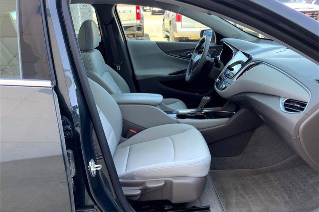 2016 Chevrolet Malibu Vehicle Photo in TOPEKA, KS 66609-0000