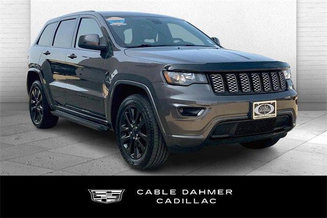 2019 Jeep Grand Cherokee Vehicle Photo in TOPEKA, KS 66609-0000