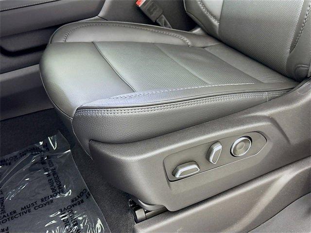 2025 GMC Sierra 3500 HD Vehicle Photo in PUYALLUP, WA 98371-4149