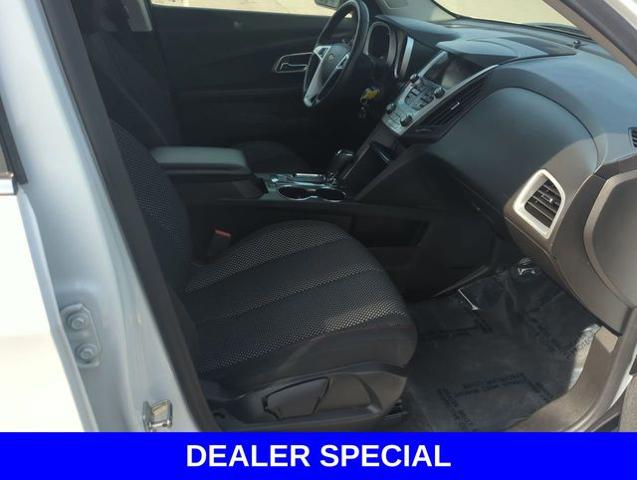 2017 Chevrolet Equinox Vehicle Photo in Merrillville, IN 46410