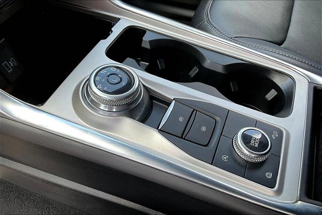 2024 Ford Explorer Vehicle Photo in San Antonio, TX 78230