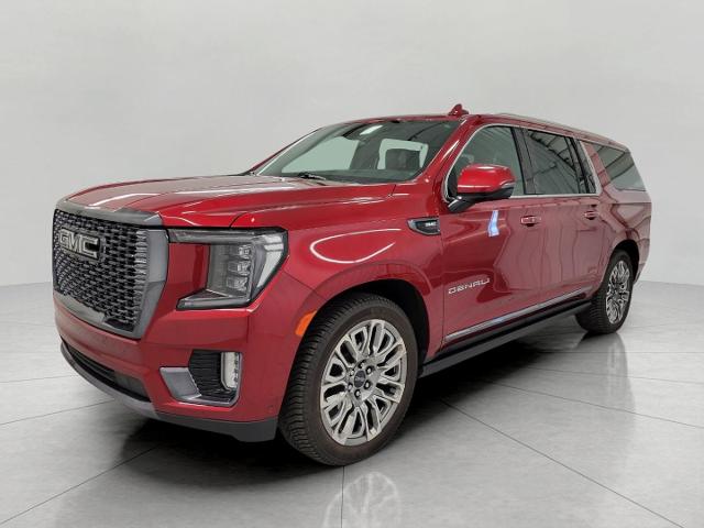 2023 GMC Yukon XL Vehicle Photo in Neenah, WI 54956