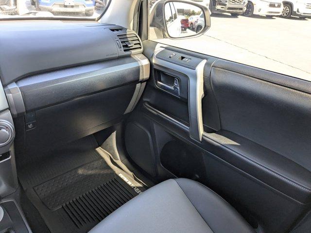 2016 Toyota 4Runner Vehicle Photo in BRUNSWICK, GA 31525-1881