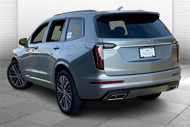 2024 Cadillac XT6 Vehicle Photo in KANSAS CITY, MO 64114-4545