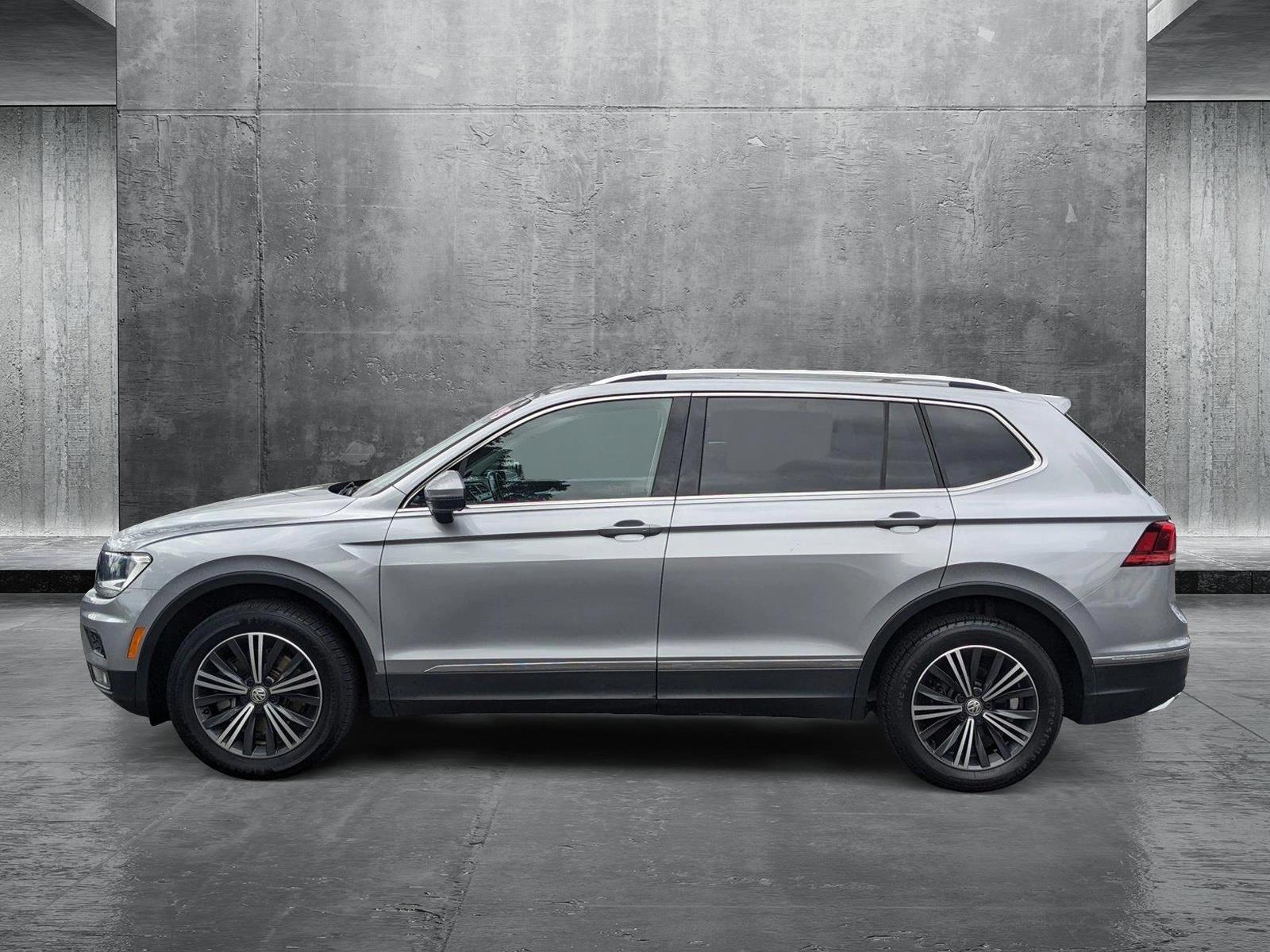 2019 Volkswagen Tiguan Vehicle Photo in GREENACRES, FL 33463-3207