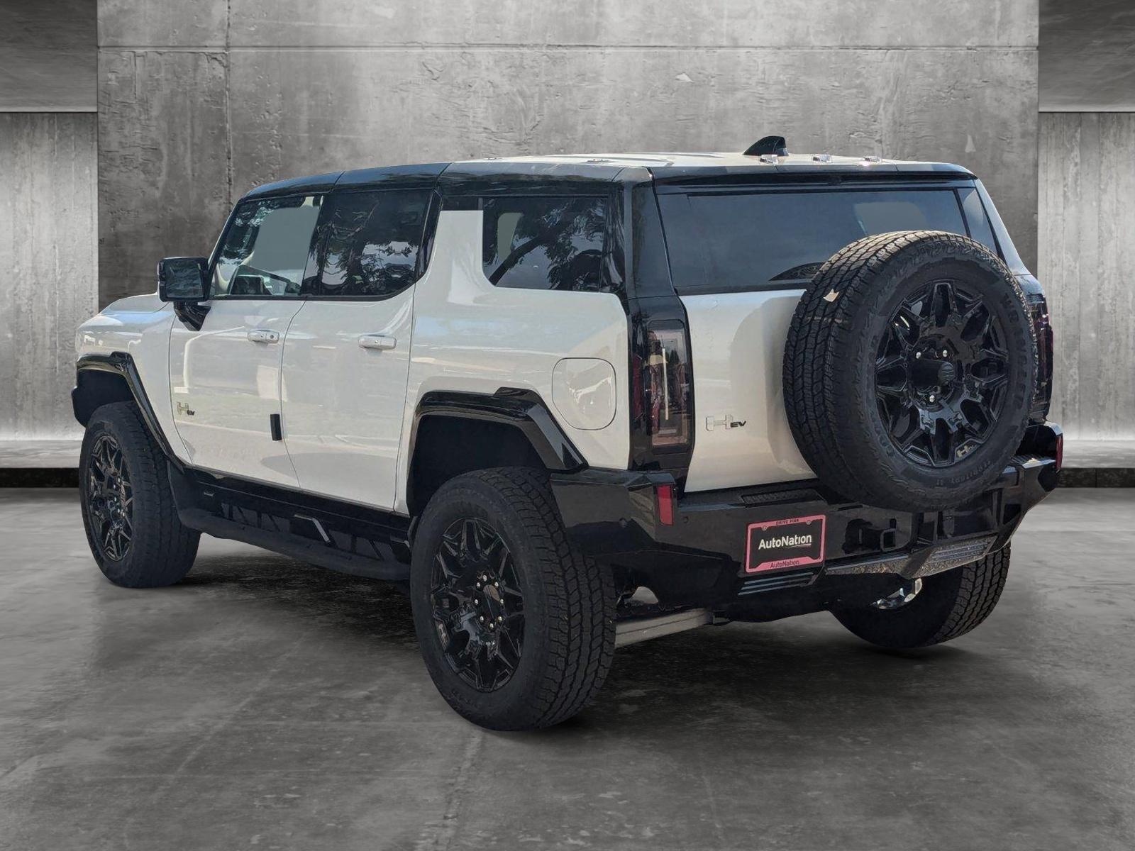 2025 GMC HUMMER EV SUV Vehicle Photo in LONE TREE, CO 80124-2750