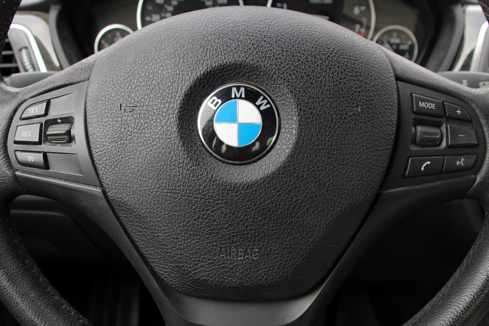 2017 BMW 320i Vehicle Photo in SUGAR LAND, TX 77478