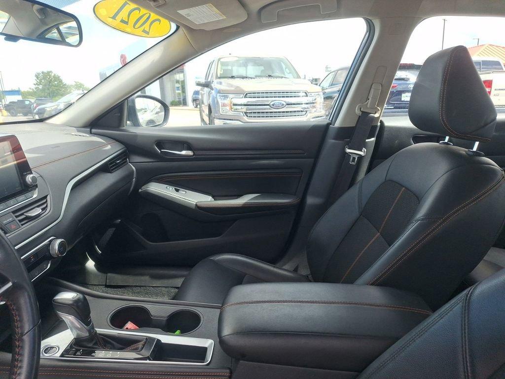 2021 Nissan Altima Vehicle Photo in Cedar Rapids, IA 52402