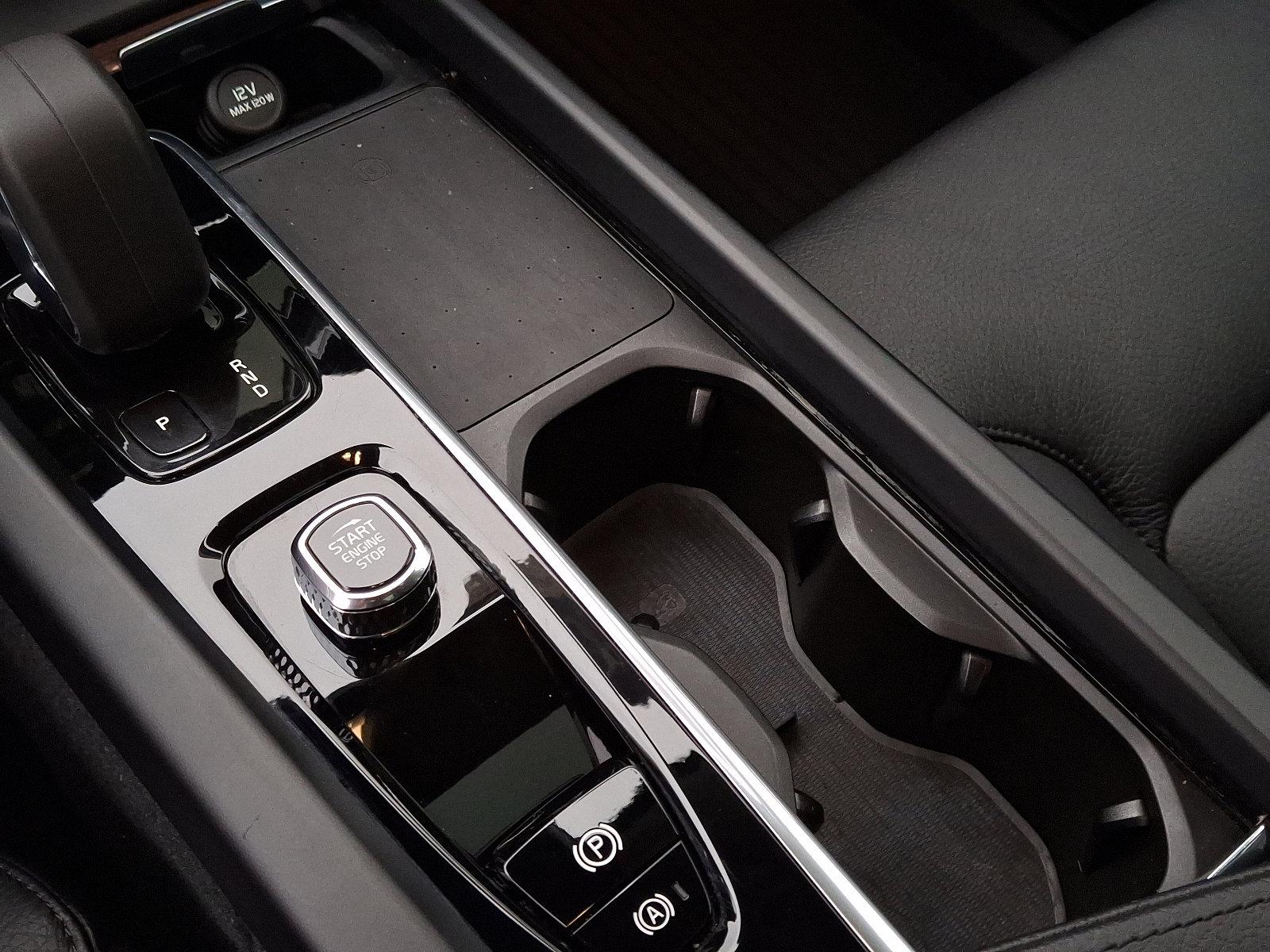2022 Volvo XC60 Vehicle Photo in Trevose, PA 19053