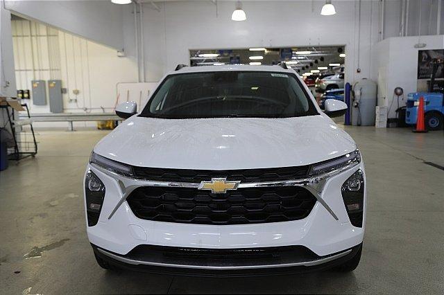 2025 Chevrolet Trax Vehicle Photo in MEDINA, OH 44256-9001