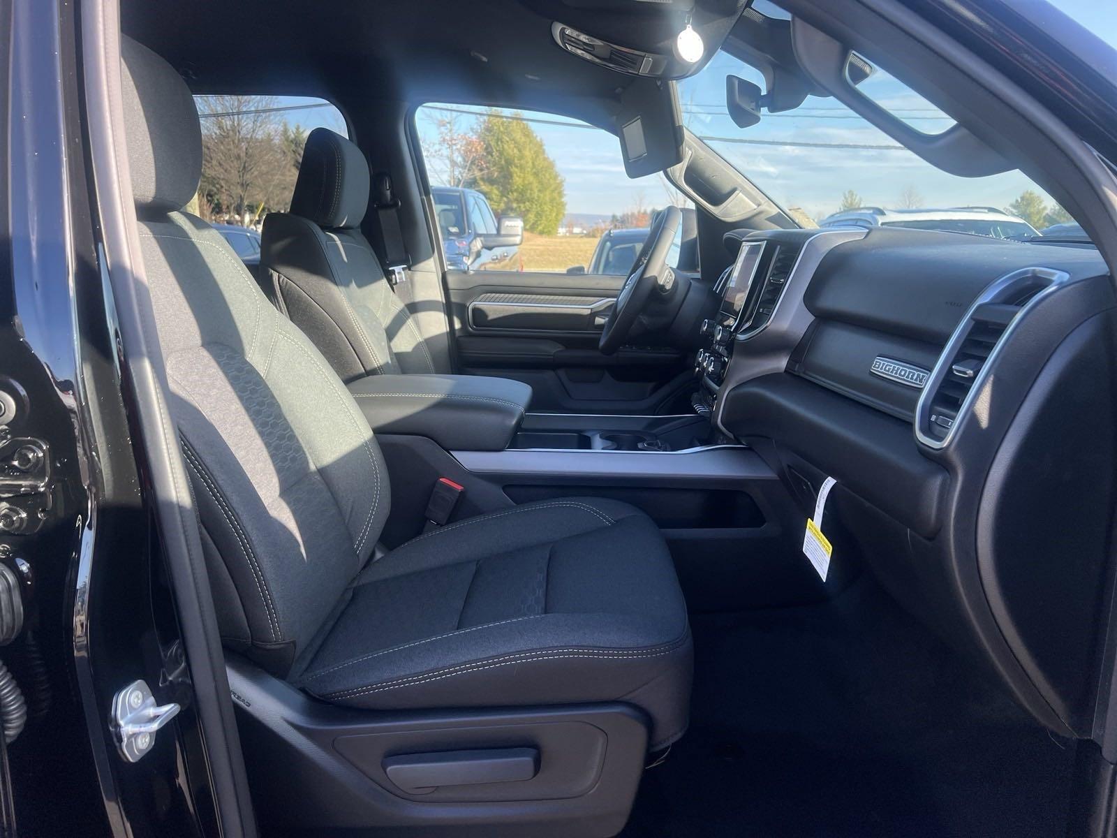 2025 Ram 1500 Vehicle Photo in Mechanicsburg, PA 17050-1707