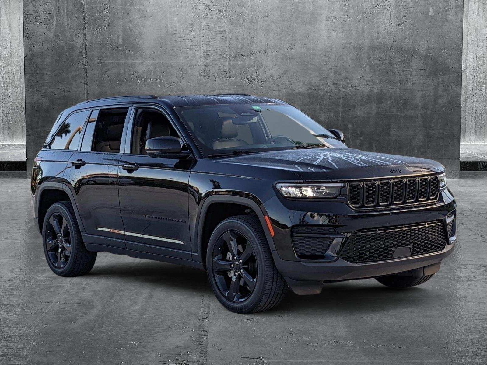 2023 Jeep Grand Cherokee Vehicle Photo in Davie, FL 33331