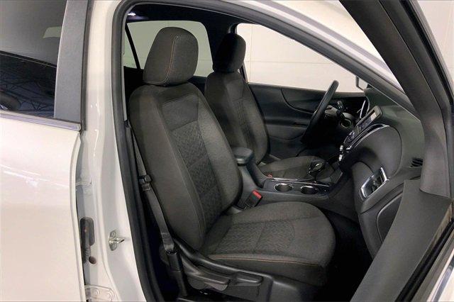 2024 Chevrolet Equinox Vehicle Photo in KANSAS CITY, MO 64114-4502