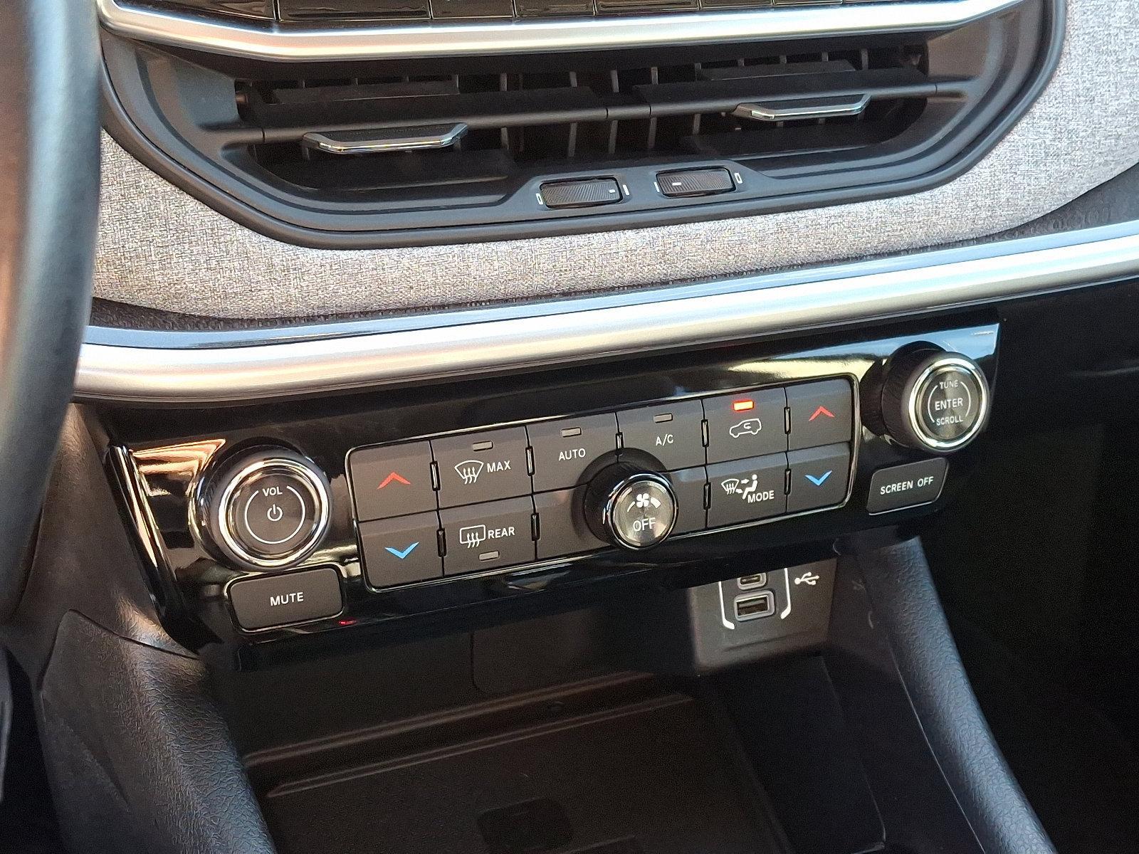 2022 Jeep Compass Vehicle Photo in Trevose, PA 19053