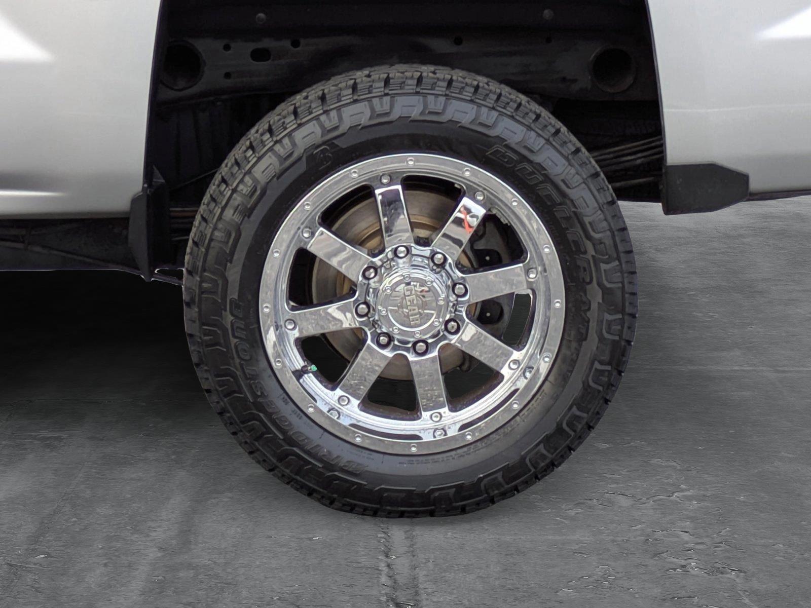 2015 Chevrolet Silverado 2500HD Built After Aug 14 Vehicle Photo in CLEARWATER, FL 33764-7163