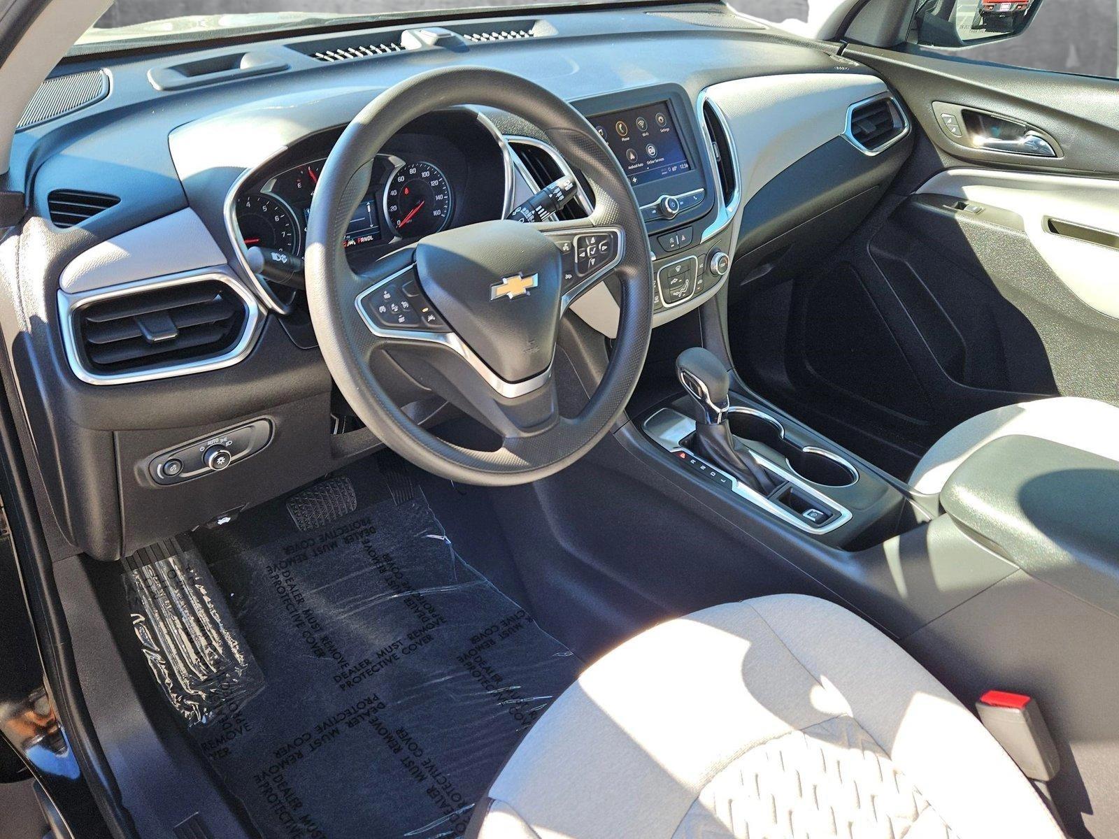 2024 Chevrolet Equinox Vehicle Photo in MESA, AZ 85206-4395