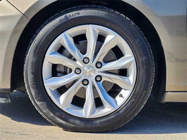 2020 Chevrolet Malibu Vehicle Photo in GAINESVILLE, TX 76240-2013