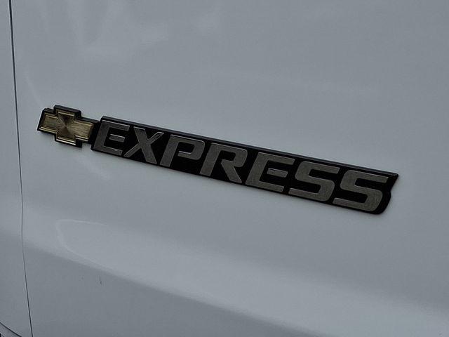 2022 Chevrolet Express Cargo 2500 Vehicle Photo in DANBURY, CT 06810-5034
