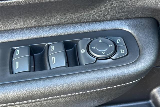 2023 GMC Terrain Vehicle Photo in ELK GROVE, CA 95757-8703