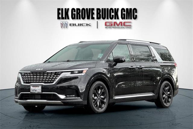 2022 Kia Carnival Vehicle Photo in ELK GROVE, CA 95757-8703