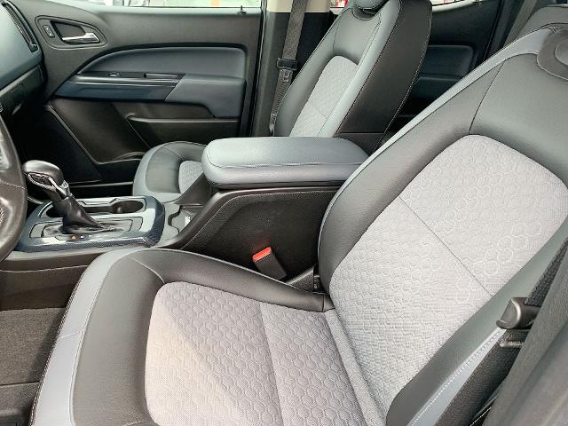 2022 Chevrolet Colorado Vehicle Photo in MOON TOWNSHIP, PA 15108-2571