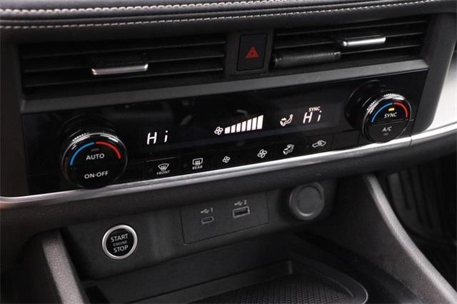 2023 Nissan Rogue Vehicle Photo in Hazelwood, MO 63042