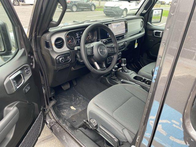 2025 Jeep Wrangler Vehicle Photo in Doylsetown, PA 18901