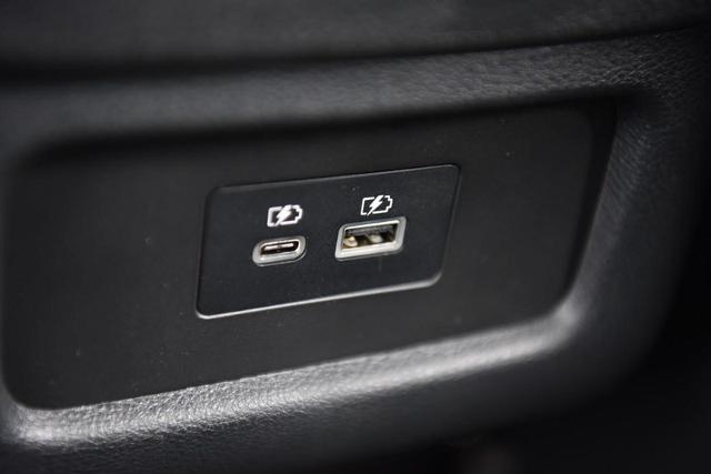2025 Nissan Pathfinder Vehicle Photo in Ballwin, MO 63011