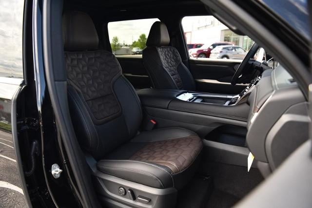 2025 Nissan Armada Vehicle Photo in Ballwin, MO 63011