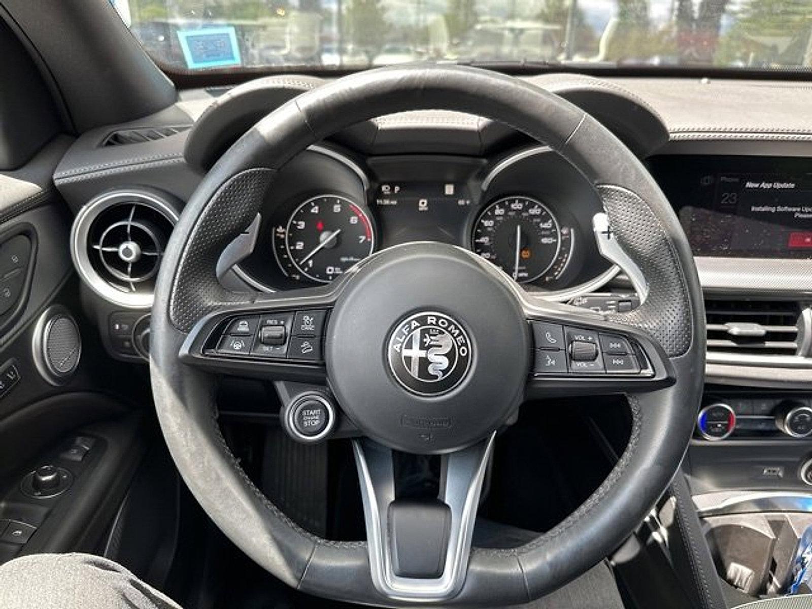 2022 Alfa Romeo Stelvio Vehicle Photo in Willow Grove, PA 19090