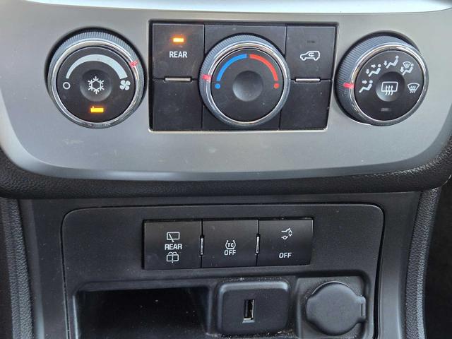 2015 GMC Acadia Vehicle Photo in DENTON, TX 76210-9321