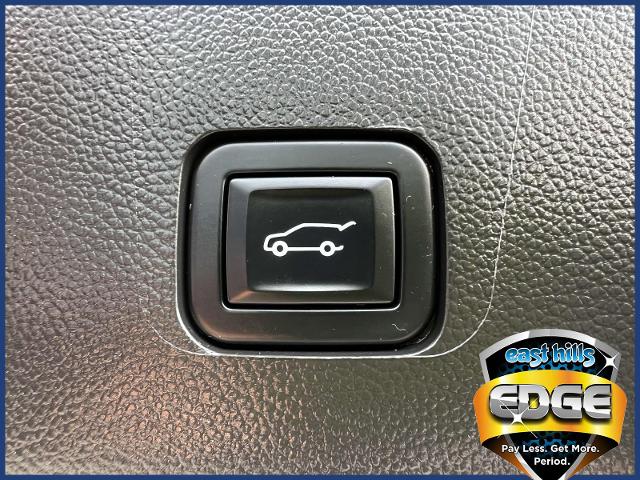 2022 Chevrolet Traverse Vehicle Photo in Roslyn, NY 11576