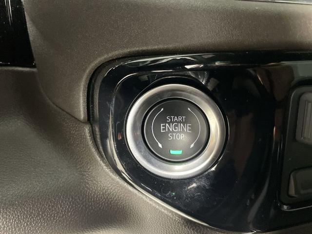 2025 GMC Sierra 1500 Vehicle Photo in GILBERT, AZ 85297-0402