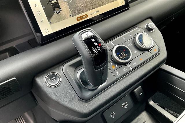 2024 Land Rover Defender Vehicle Photo in San Antonio, TX 78230
