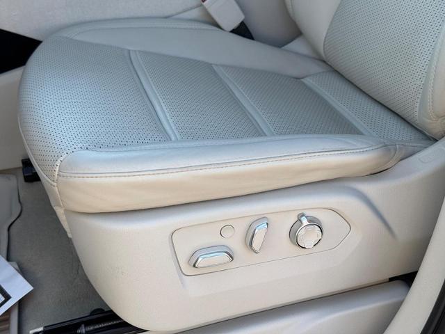 2023 Cadillac Escalade ESV Vehicle Photo in COLUMBIA, MO 65203-3903