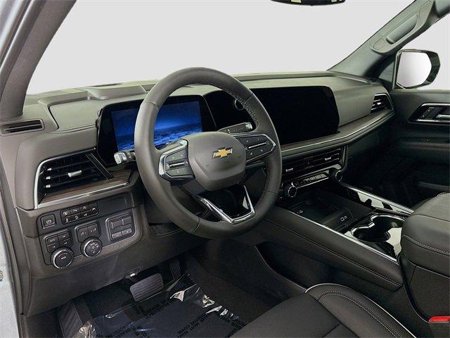 2025 Chevrolet Suburban Vehicle Photo in PUYALLUP, WA 98371-4149