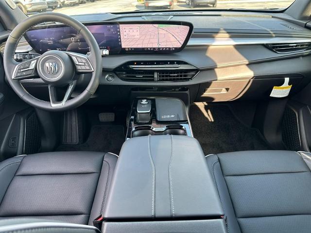 2025 Buick Enclave Vehicle Photo in COLUMBIA, MO 65203-3903