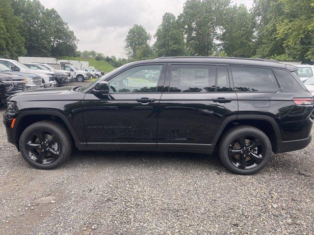 2025 Jeep Grand Cherokee L Vehicle Photo in Doylsetown, PA 18901