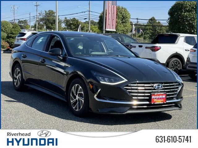 Used 2021 Hyundai Sonata Hybrid Blue with VIN KMHL24JJ1MA033526 for sale in Riverhead, NY