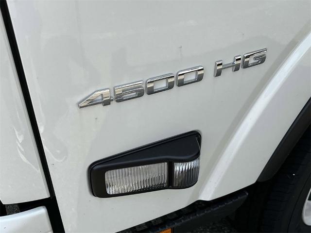 2025 Chevrolet Low Cab Forward 4500 Vehicle Photo in ALCOA, TN 37701-3235