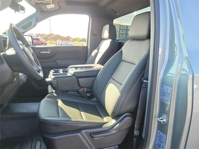 2025 Chevrolet Silverado 1500 Vehicle Photo in LEWES, DE 19958-4935