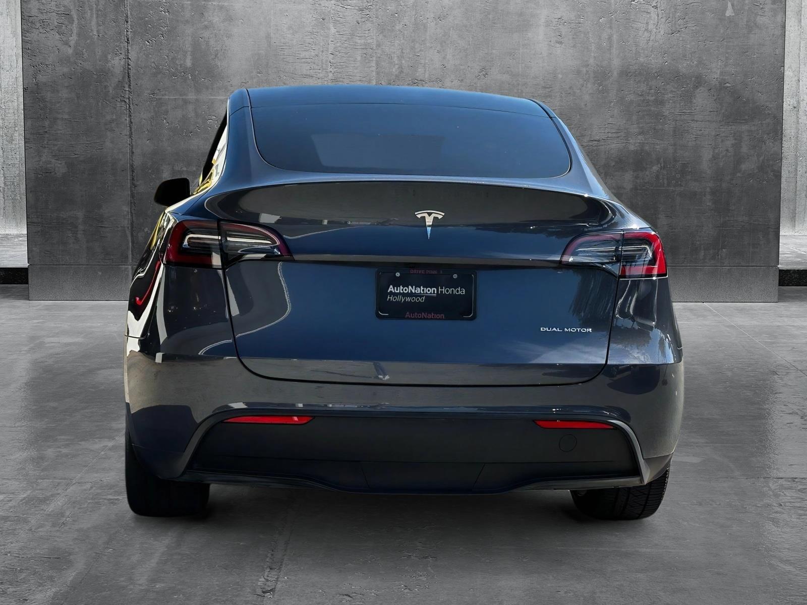 2023 Tesla Model Y Vehicle Photo in Hollywood, FL 33021