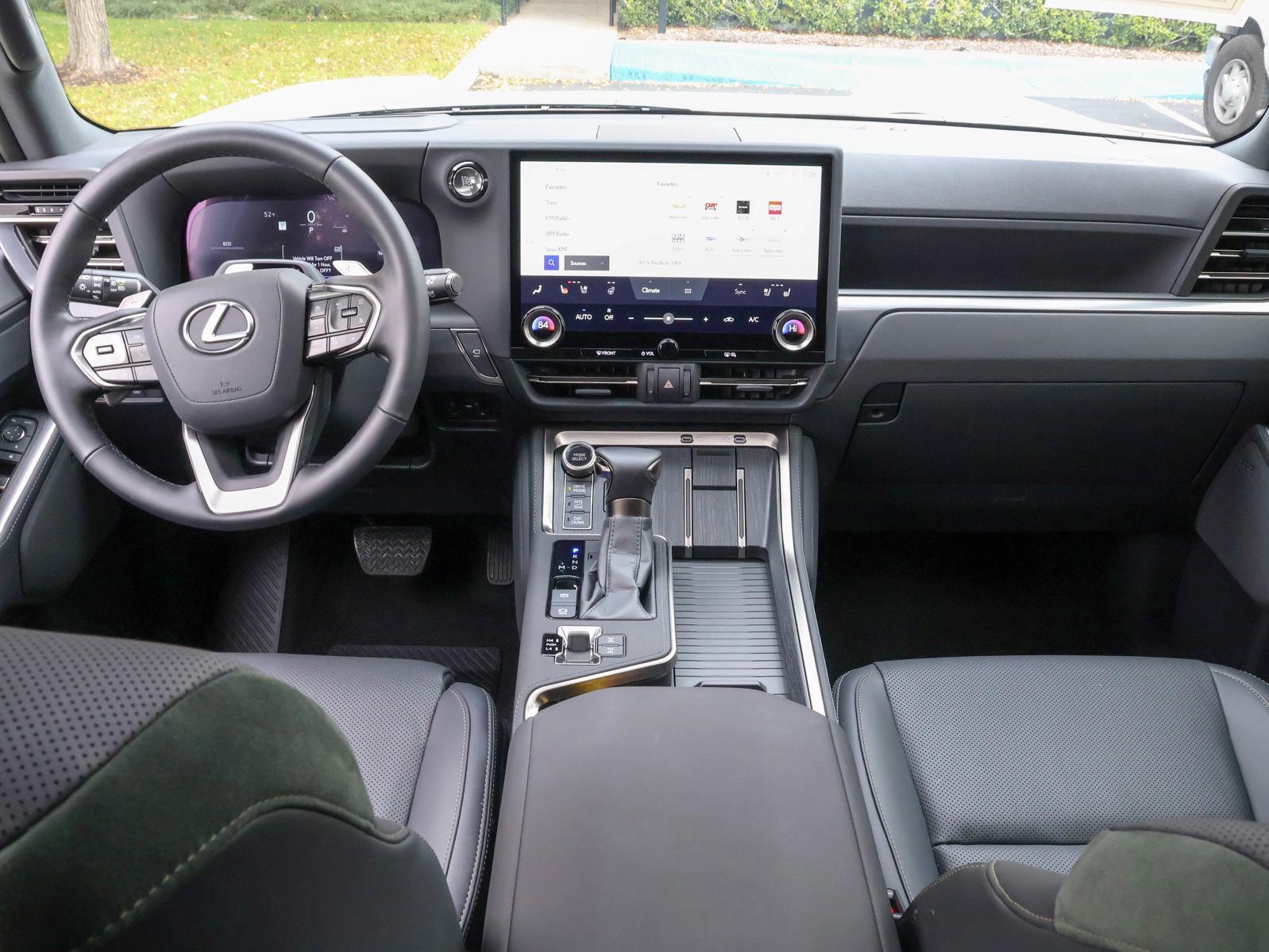 2024 Lexus GX 550 Vehicle Photo in DALLAS, TX 75209-3095